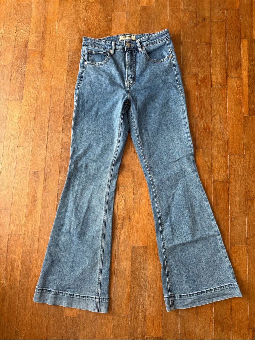 High-Rise Blue Flare Jeans — Women's Wide Leg Denim